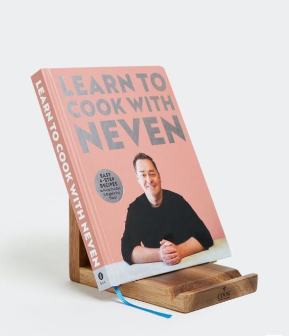 Lean to Cook with Neven Maguire €16